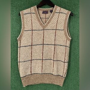 Vintage 90’s Hunting Horn 100% Wool Plaid Herringbone Knit Sweater Vest Men’s XS
